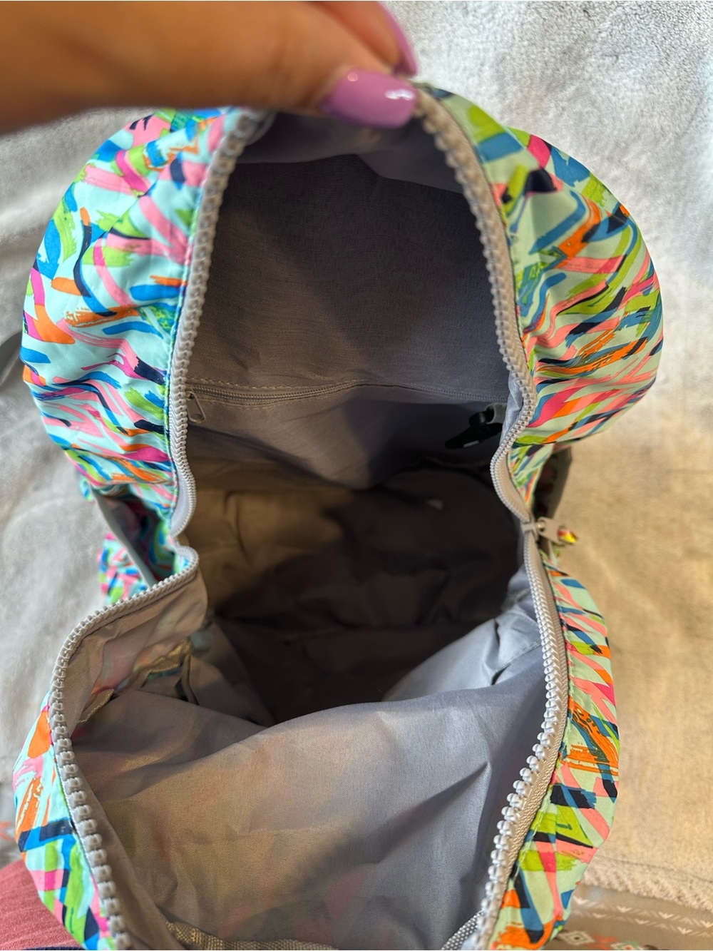 Colorful Geometric Print Backpack - Picture 4 of 5